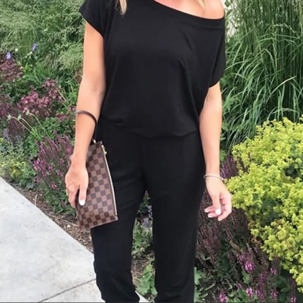 ✨LAST ONE✨ on/off the shoulder drawstring jumpsuit - Picture 4 of 7